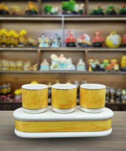 Bộ Kỷ Chén Nước Trên Ban Thờ Men Vân Đá - Màu Vàng 3 Chén