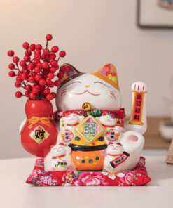 Mèo Thần Tài Vẫy Tay Neko Maneki Cao 25Cm Tay Cầm Bình Đào Đông - Mẫu 1