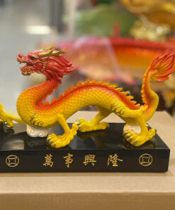 Tượng Rồng Đế Vuông 23x36cm - Màu Vàng