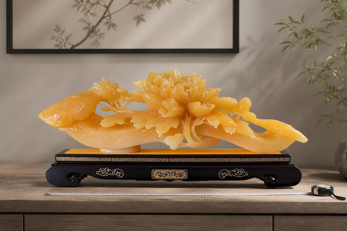 Gậy Như Ý hoa mẫu đơn dài 60 cm trên kệ